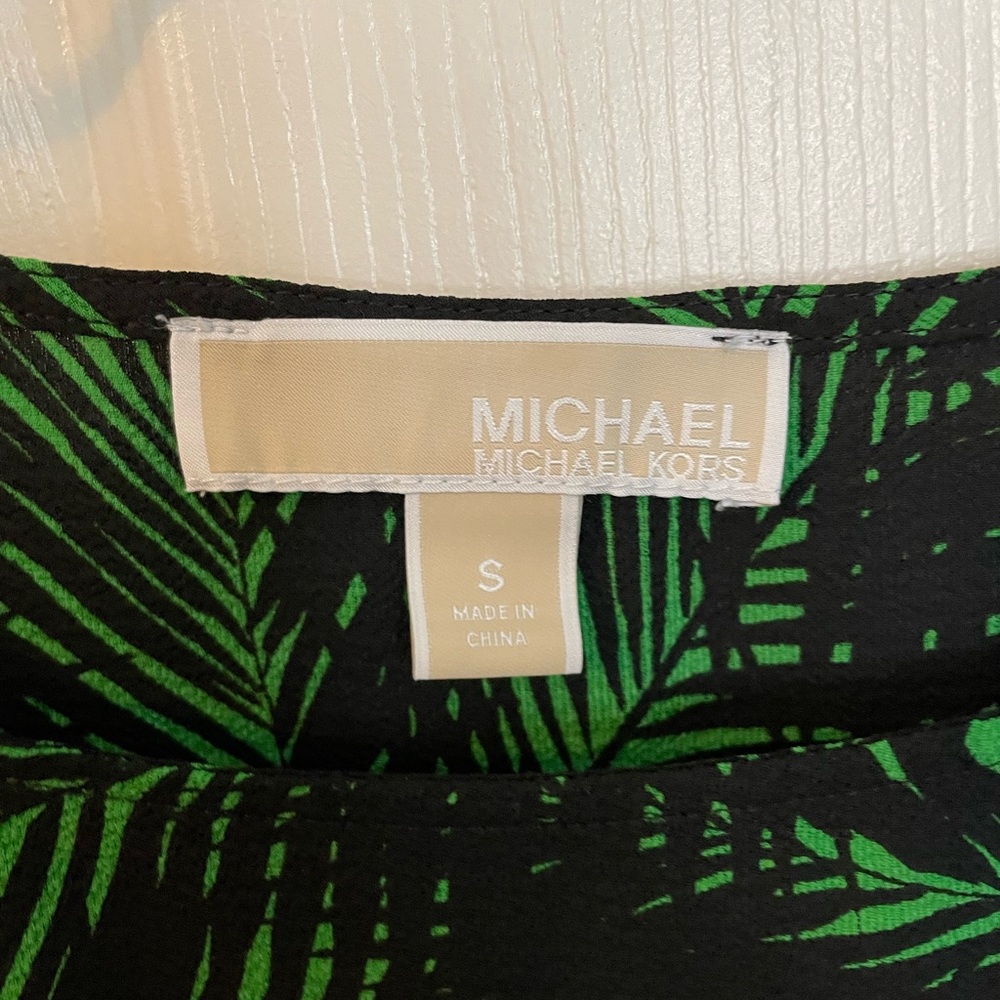 Michael Kors small tropical palms top green black EUC - Picture 8 of 8